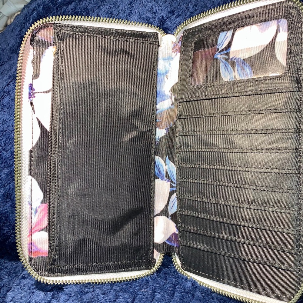 Taylor Brooke black wallet